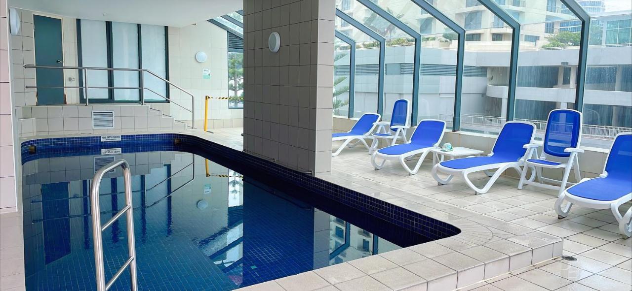 1 Bedroom And 1 Living Room Family Suite โกลด์โคสต์ ภายนอก รูปภาพ
